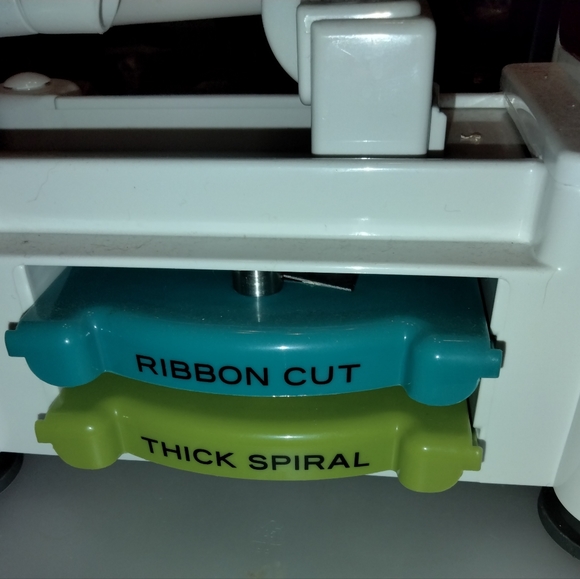 Food Network Spiralizer - Picture 2 of 6